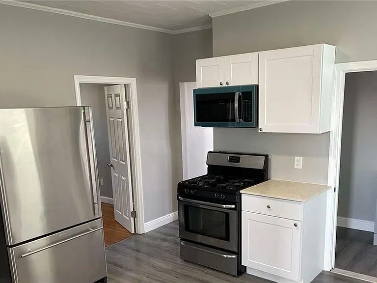 30 Fallon Ave #2 — Photo 1