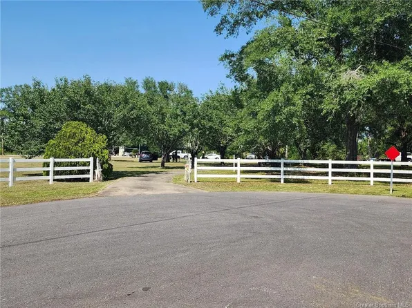 6620 Eglise Rd, Lake Charles, LA 70615