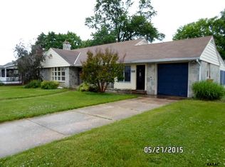 14 Clearview Rd, Hanover, PA 17331