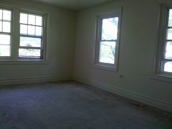 Family Room or 5th BDRM