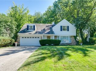 3190 Rumson Rd, Cleveland Heights, OH 44118