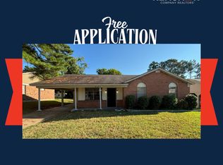 3454 Ridgemont Rd, Memphis, TN 38128
