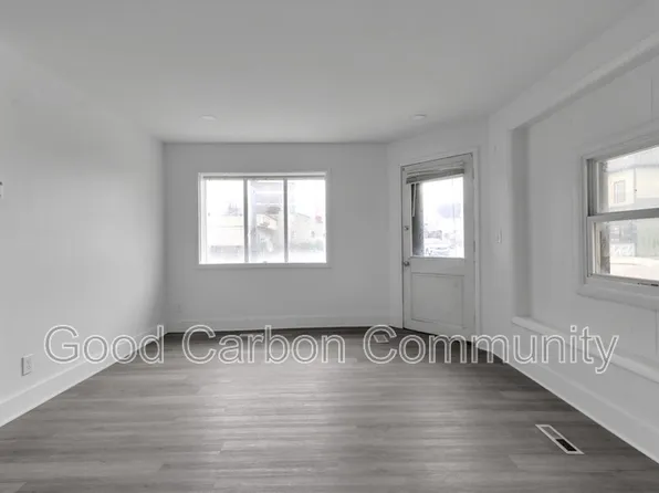 235 Oliver St APT 1, North Tonawanda, NY 14120