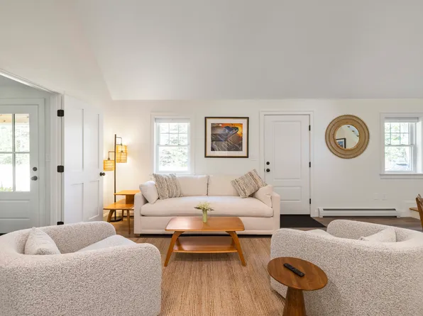 (undisclosed Address), Kennebunkport, ME 04046