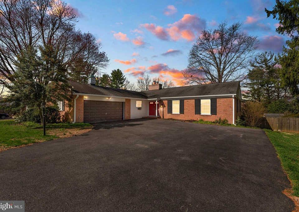1st image of 3918 Chatham Rd