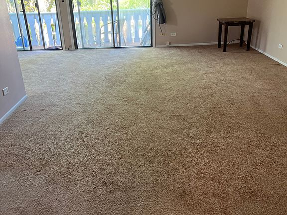 2nd image of 1102 Woodbury Ln APT B2