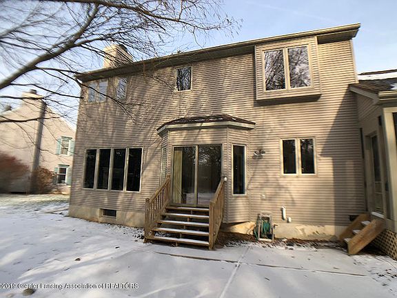 3rd image of 1399 Silverwood Dr
