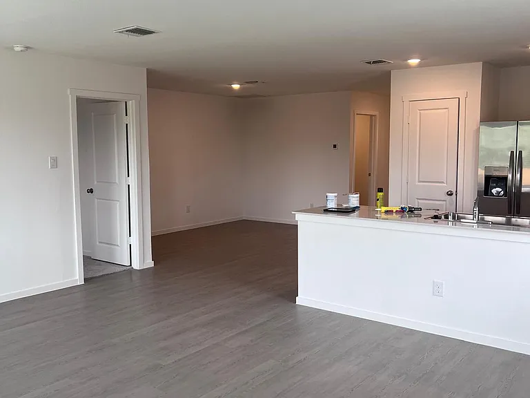 405 McNelly Ln — Photo 5