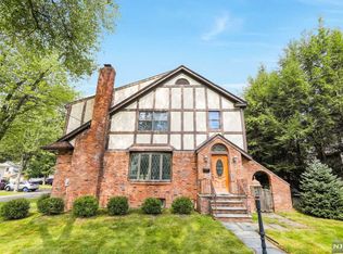 597 Sylvan Pl, Haworth, NJ 07641