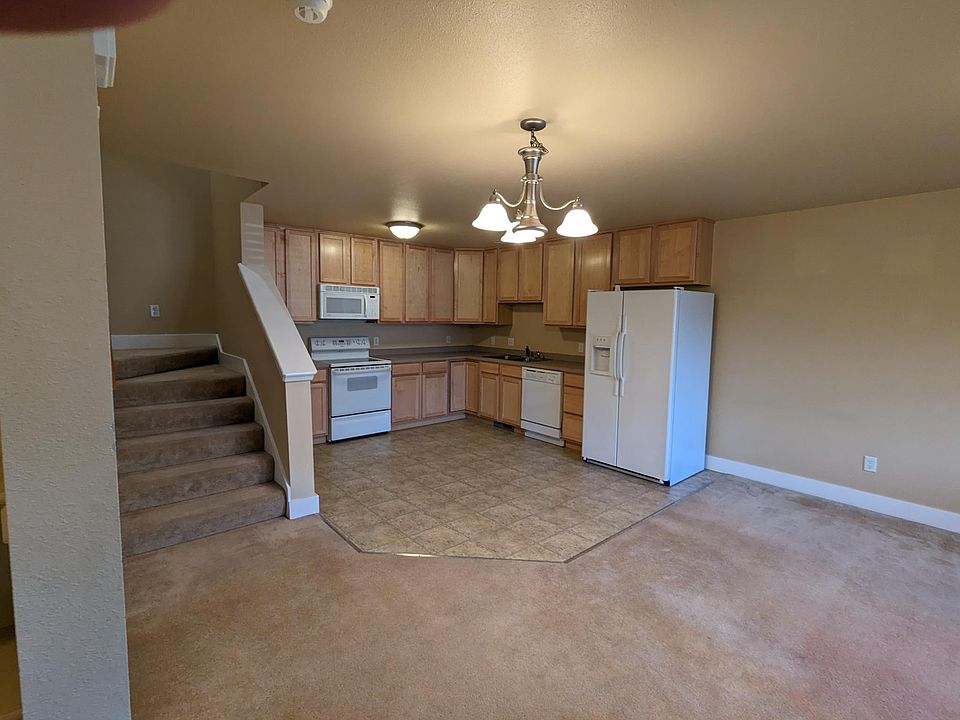 1st image of 1907 W Dickerson St APT 6