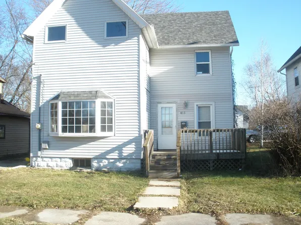 433 1st St, Marseilles, IL 61341