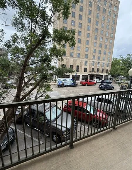 330 Austin Ave #208 — Photo 5