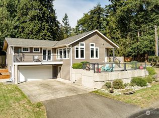 1445 Manor Way, Freeland, WA 98249