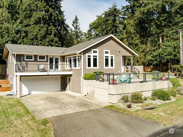 1445 Manor Way, Freeland, WA 98249