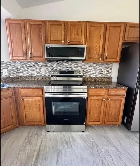 1275 McDermott Ln — Photo 7