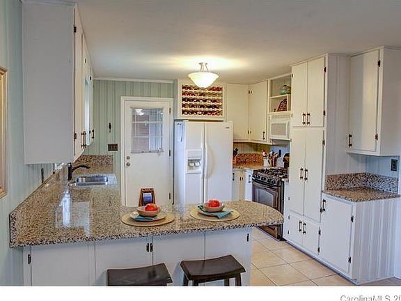 4th image of 112 Ruby Ln