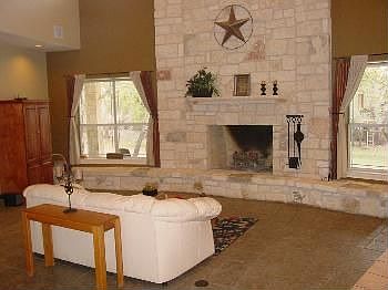 3rd image of 601 N Canyonwood Dr