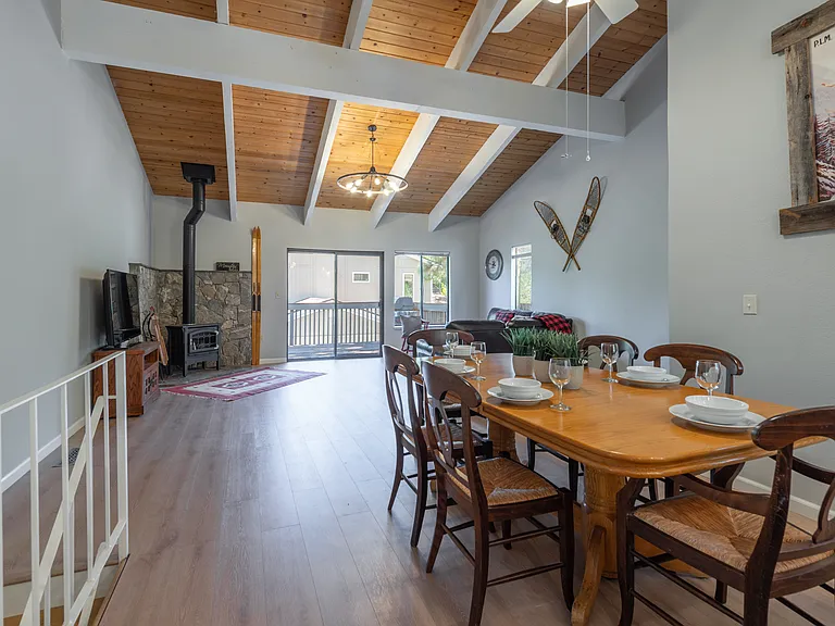 10333 Schaffer Dr — Photo 6