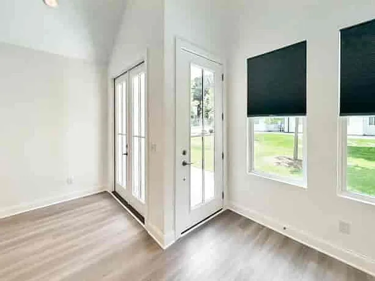 403 Burgundy Way — Photo 4