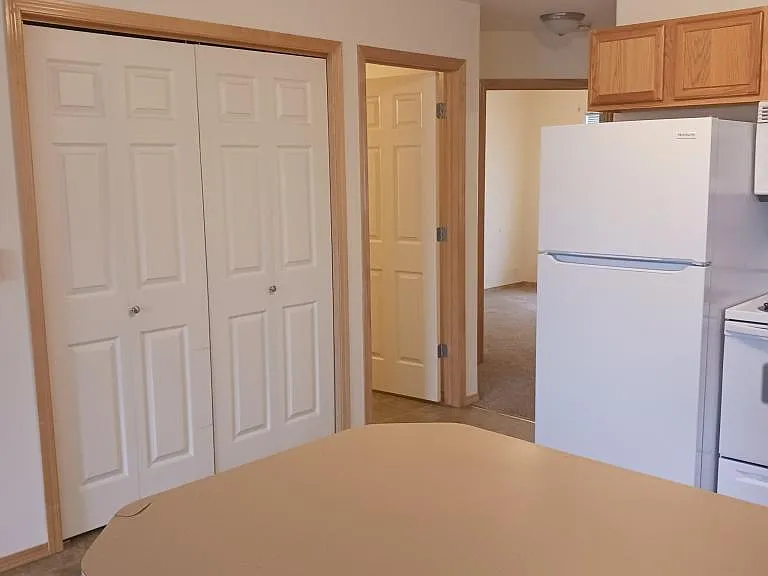 114 E Dudley St #4 — Photo 4