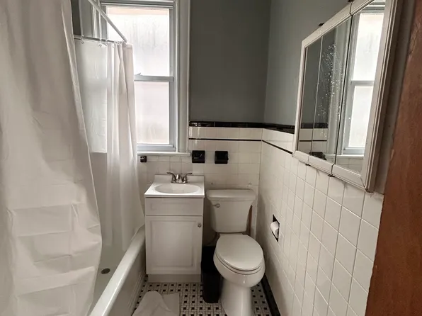 1215 78th Street image 9 of 12