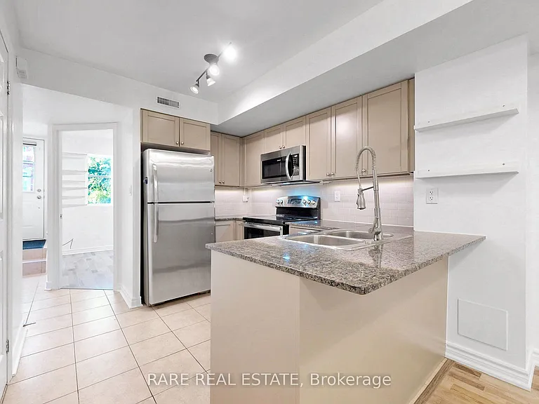 21 Ruttan St #140 — Photo 19