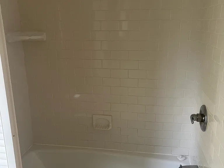 50 River Dr #21 — Photo 13