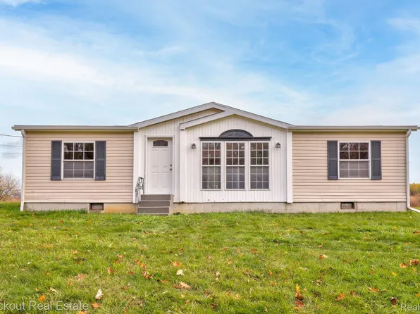 6333 Buell Rd, Vassar, MI 48768