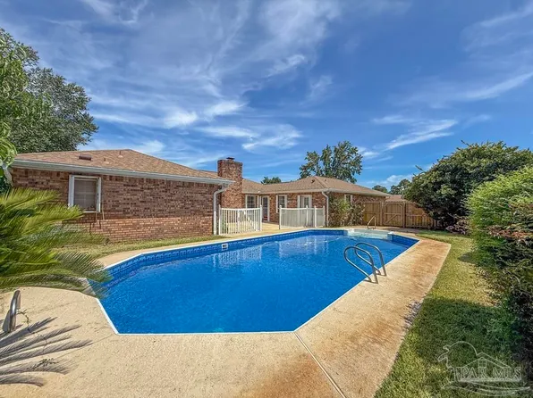 6921 Kitty Hawk Dr, Pensacola, FL 32506