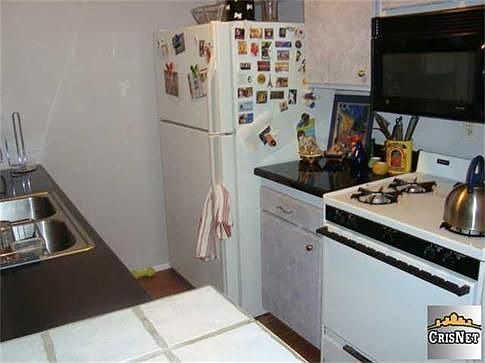 5th image of 18645 Hatteras St Unit 266