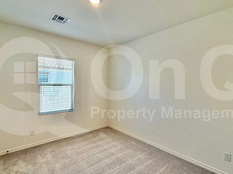 4426 N 100th Dr — Photo 11