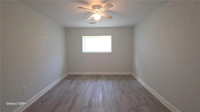 7812 Angela St — Photo 11