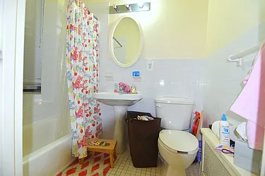 Rented by Manhattan Spaces