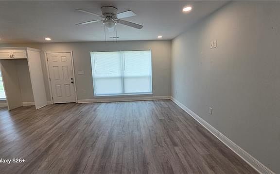 5th image of 7812 Angela St