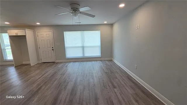 7812 Angela St — Photo 5