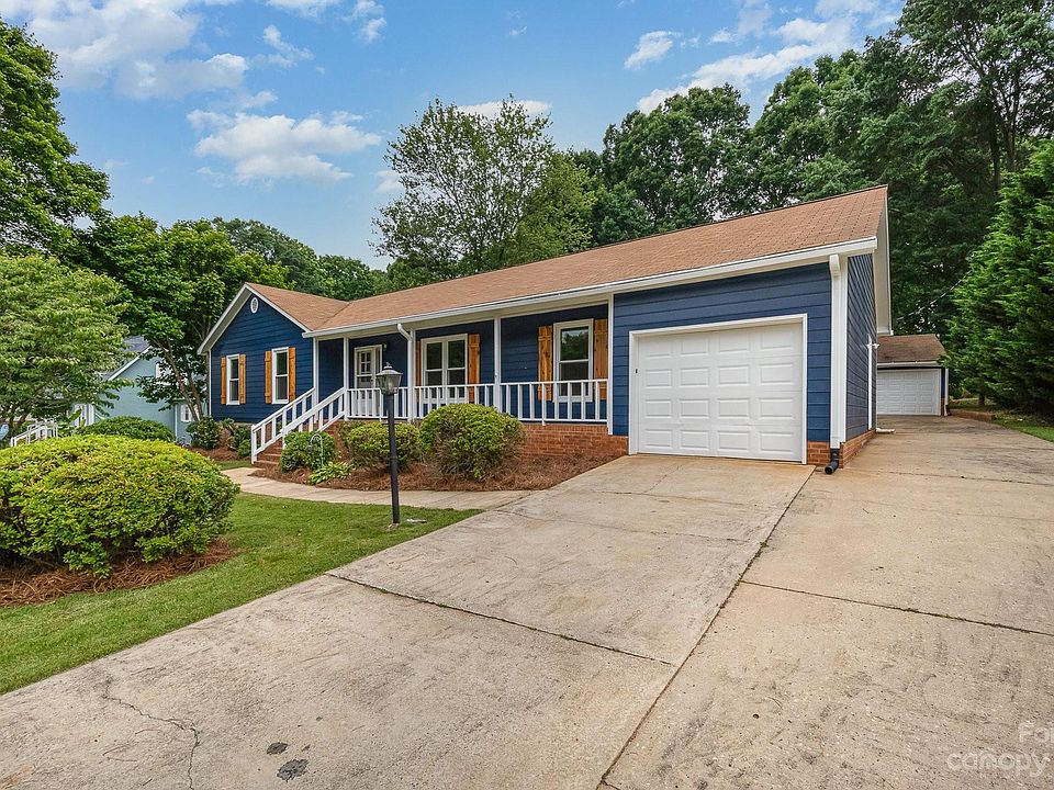 1st image of 112 Squire Ct