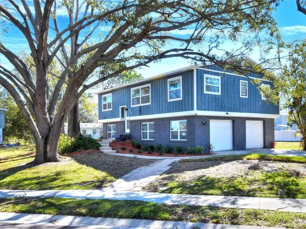 400 Patica Rd NE, Saint Petersburg, FL 33702