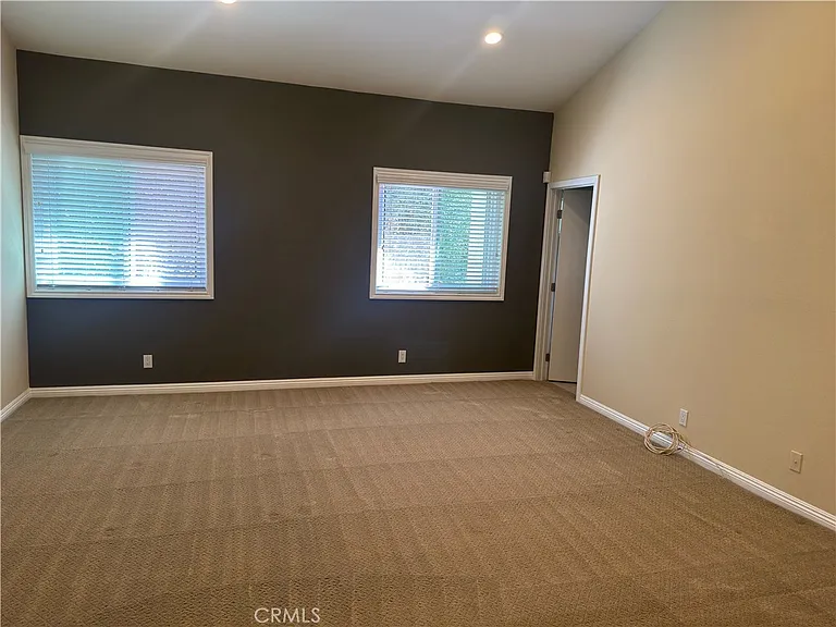 1138 Las Riendas Way — Photo 10