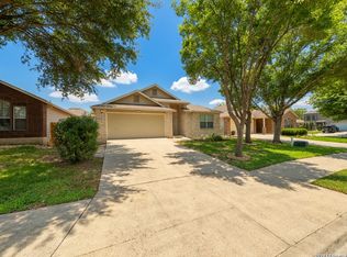 3304 Whisper Blf, Schertz, TX 78108