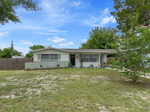 1 William Tell Ln, Beverly Hills, FL 34465