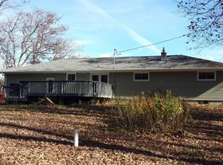 3654 Maple Rd, Rosholt, WI 54473