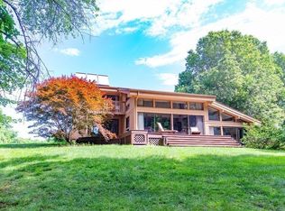 35 Glendale Rd, Boxford, MA 01921