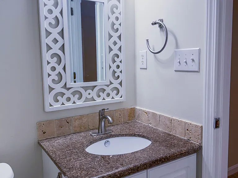 112 Sheffield Ct — Photo 23