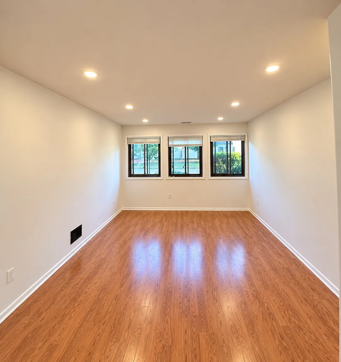 F3 Avon Dr — Photo 3