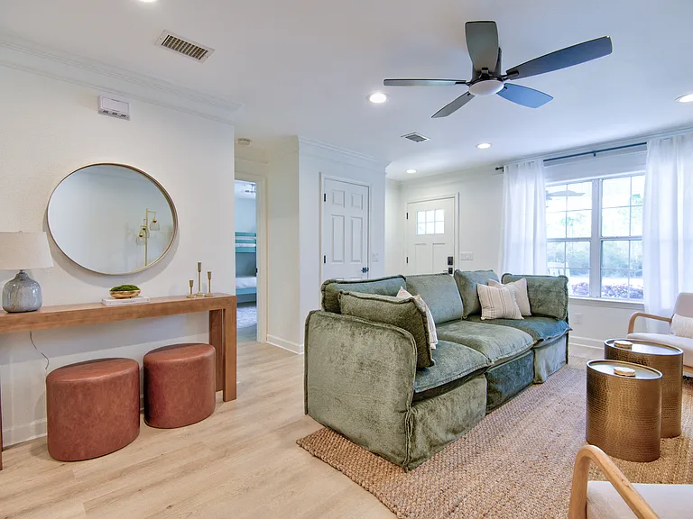 412 Hunters Rd — Photo 21