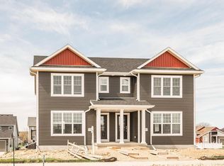 430 Crusader Point, Waunakee, WI 53597