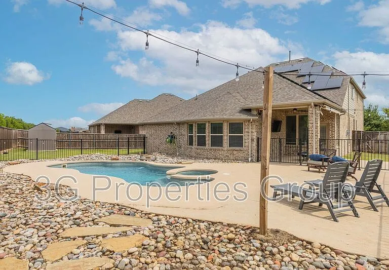 3521 Camden Ct — Photo 36