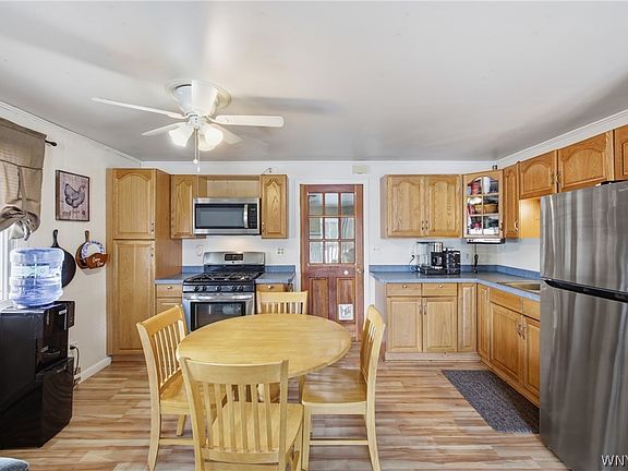 4th image of 3323 New Rd