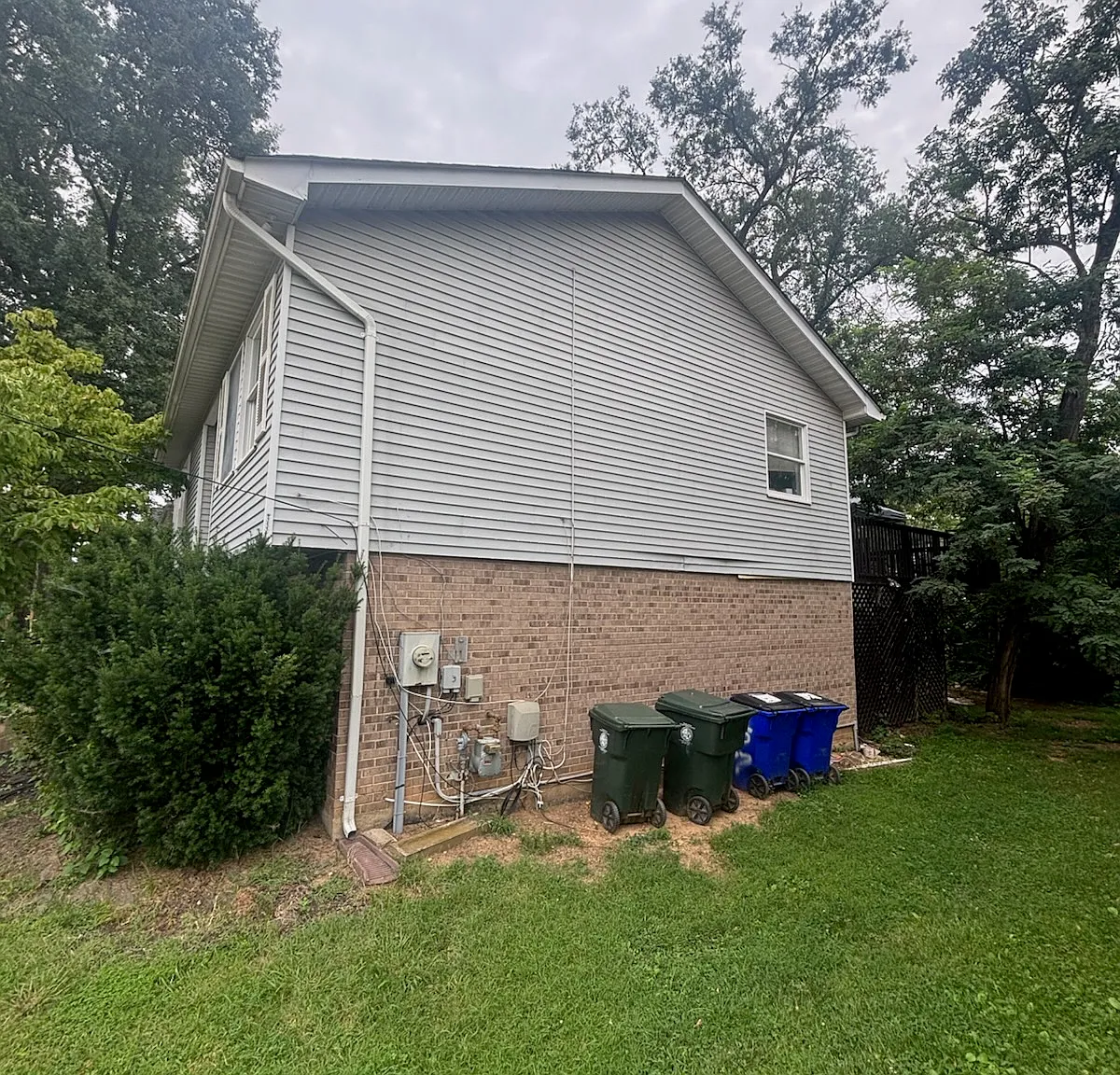 5 bed, 996 sqft, $5,300 — Photo 3
