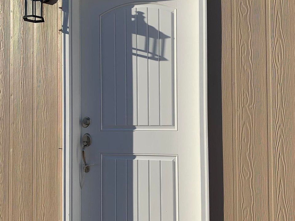2nd image of 3053 Erwin Ln